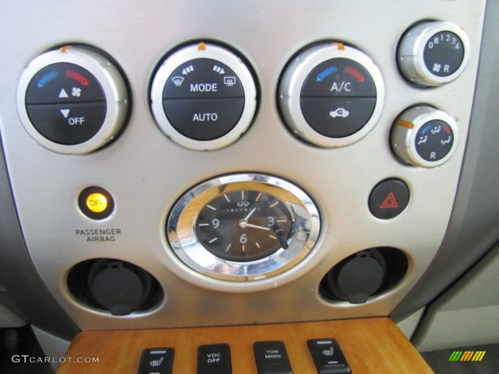 2004 Infiniti QX 56 Controls Photo #68785637
