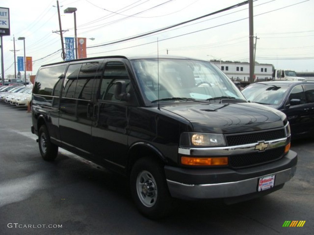 2009 Express 3500 Extended Passenger Van - Black / Medium Pewter photo #3