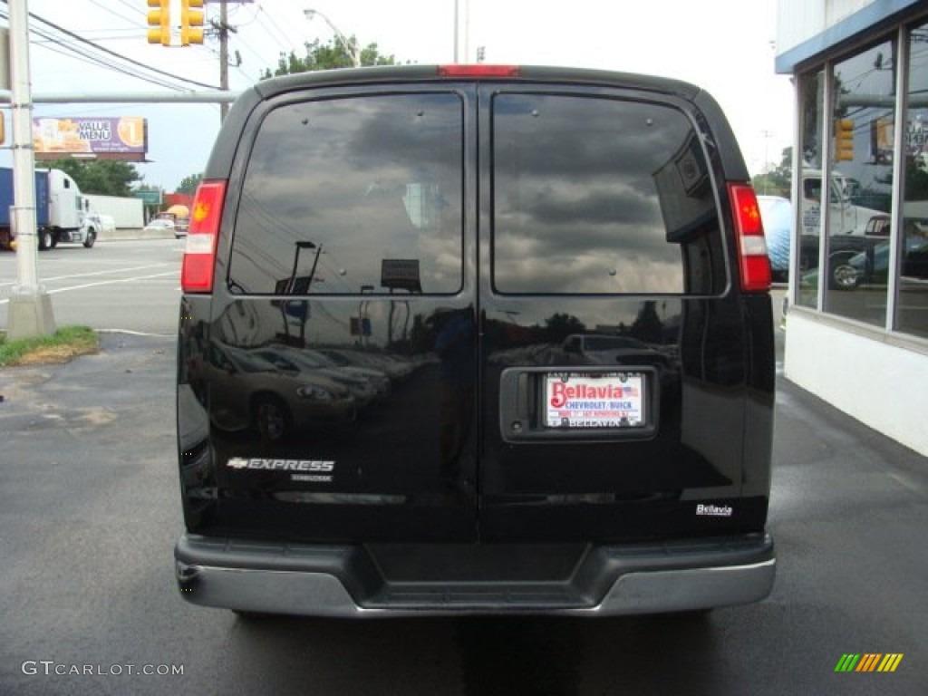2009 Express 3500 Extended Passenger Van - Black / Medium Pewter photo #5
