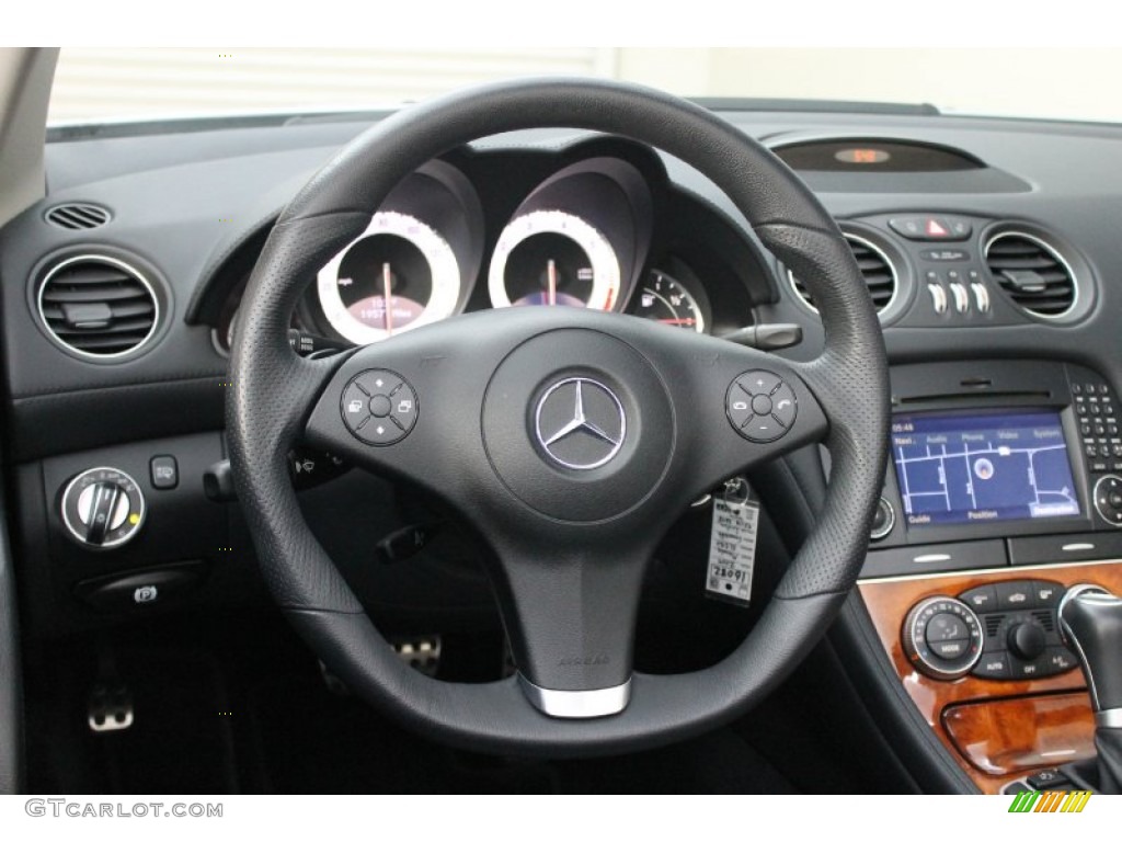 2009 Mercedes-Benz SL 550 Roadster Black Steering Wheel Photo #68789168