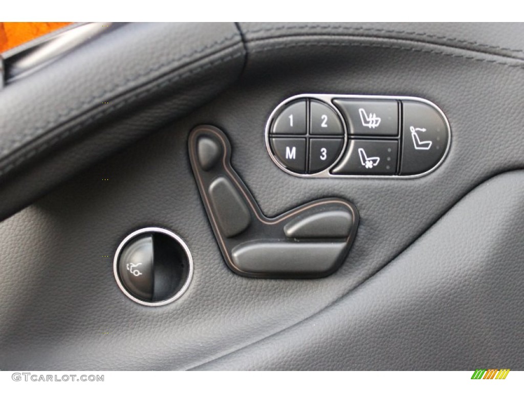 2009 Mercedes-Benz SL 550 Roadster Controls Photo #68789186