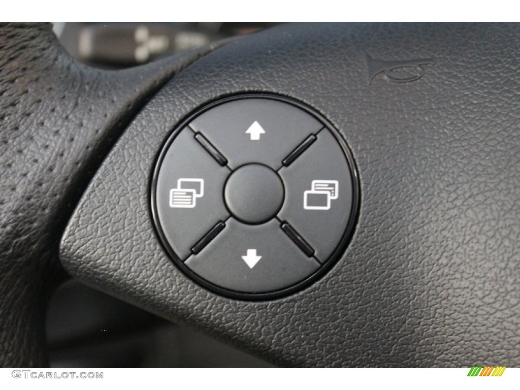 2009 Mercedes-Benz SL 550 Roadster Controls Photo #68789222