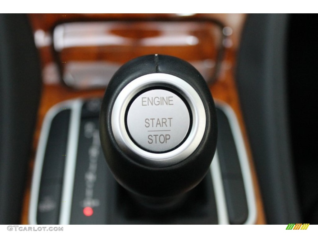 2009 Mercedes-Benz SL 550 Roadster Controls Photo #68789246