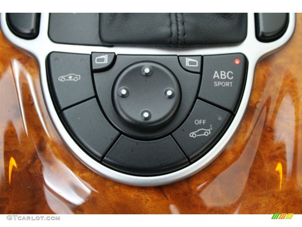 2009 Mercedes-Benz SL 550 Roadster Controls Photo #68789264