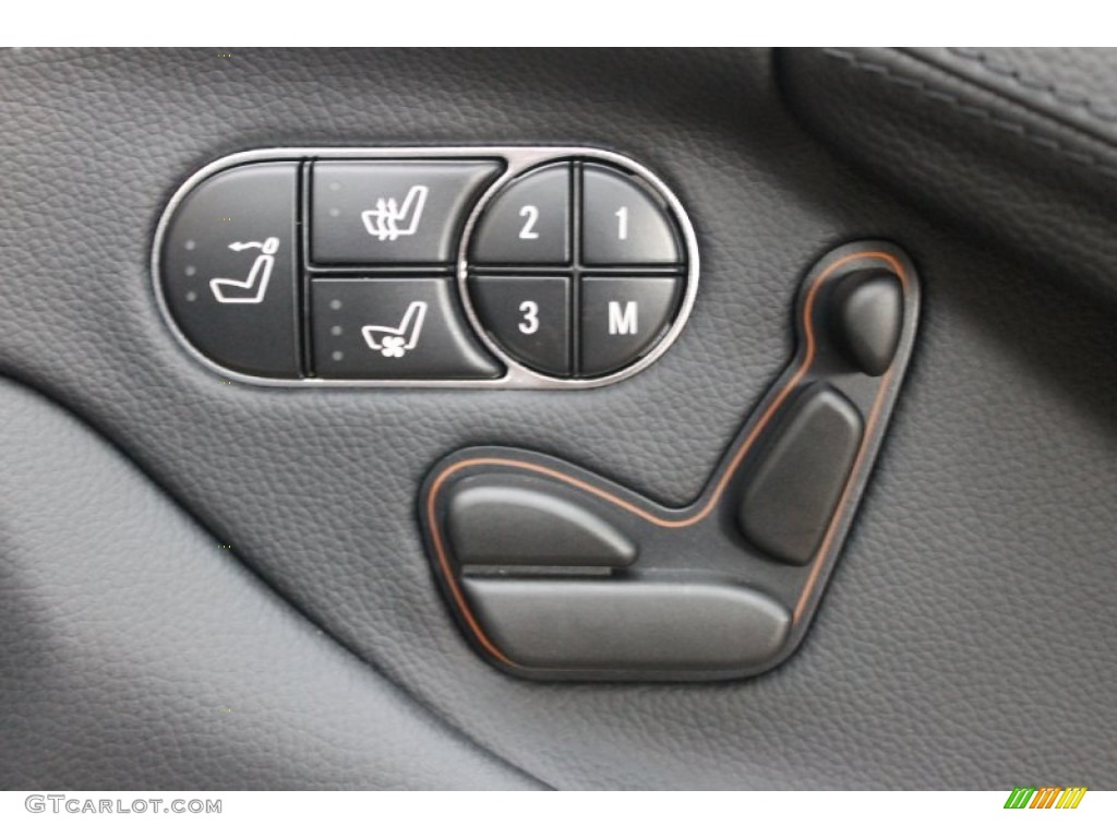 2009 Mercedes-Benz SL 550 Roadster Controls Photo #68789288