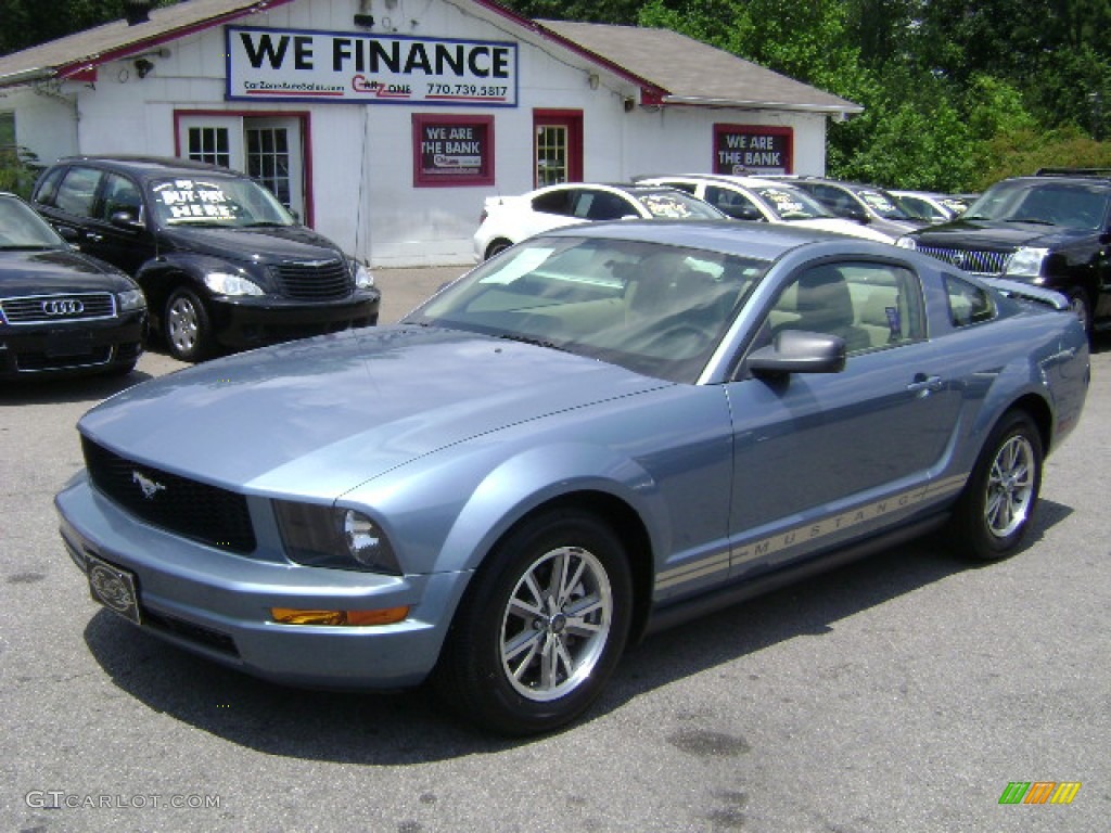 2005 Mustang V6 Premium Coupe - Windveil Blue Metallic / Medium Parchment photo #1