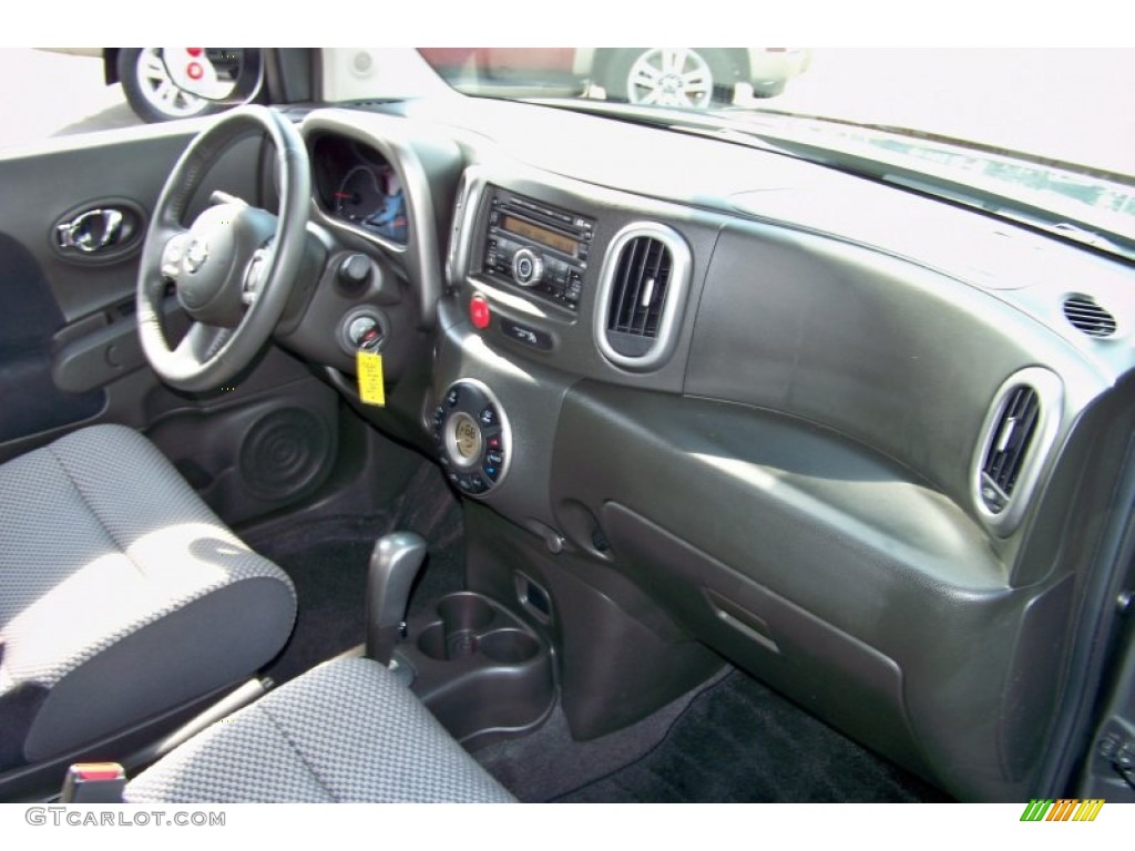 2009 Nissan Cube Krom Edition Black Dashboard Photo #68792256