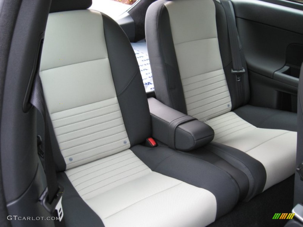 2013 Volvo C30 T5 Rear Seat Photo #68792966