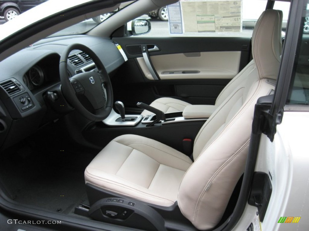 Calcite/Off Black Interior 2013 Volvo C70 T5 Photo #68793944