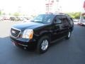 Onyx Black - Yukon SLT Photo No. 3