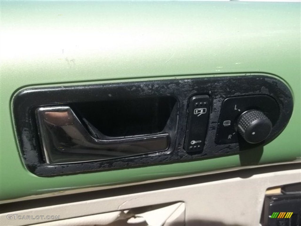 2000 New Beetle GLX 1.8T Coupe - Green / Cream photo #5