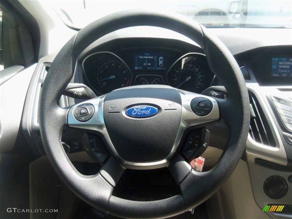 2012 Focus SE 5-Door - Sterling Grey Metallic / Stone photo #19