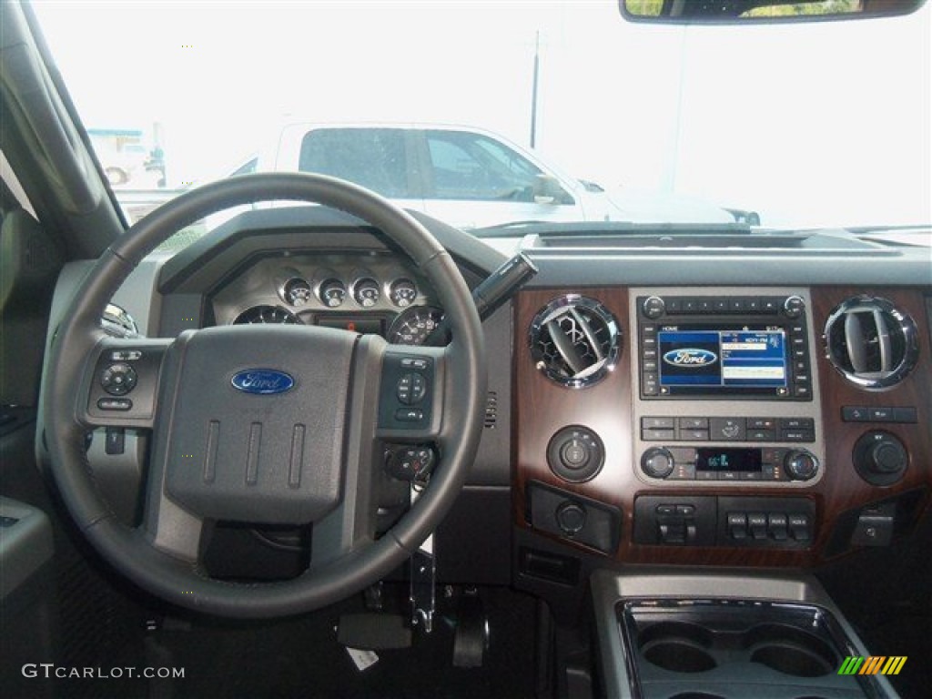 2012 F250 Super Duty Lariat Crew Cab 4x4 - White Platinum Metallic Tri-Coat / Black photo #16