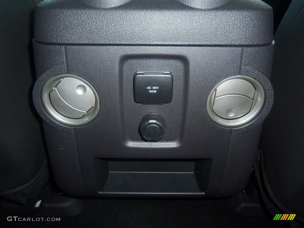 2012 F250 Super Duty Lariat Crew Cab 4x4 - White Platinum Metallic Tri-Coat / Black photo #21