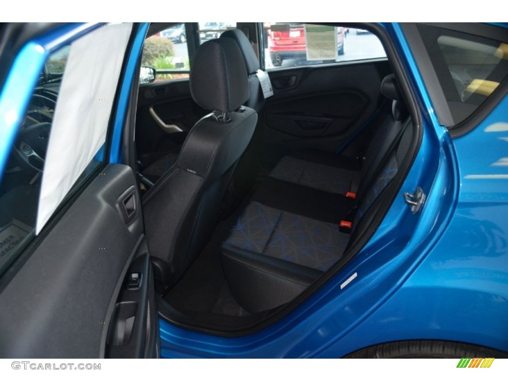 2013 Fiesta SE Hatchback - Blue Candy / Charcoal Black/Blue Accent photo #10
