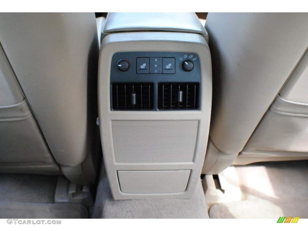 2009 Cadillac STS 4 V8 AWD Controls Photo #68800211