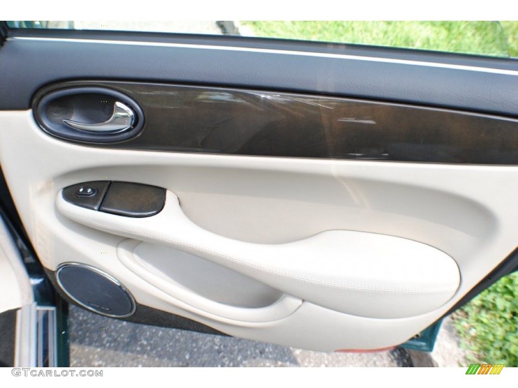 1998 Jaguar XJ XJR Oatmeal Door Panel Photo #68800430