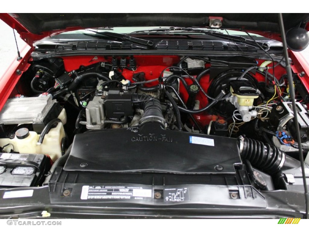 1996 Isuzu Hombre XS Regular Cab 2.2 Liter OHV 8-Valve 4 Cylinder Engine Photo #68803064