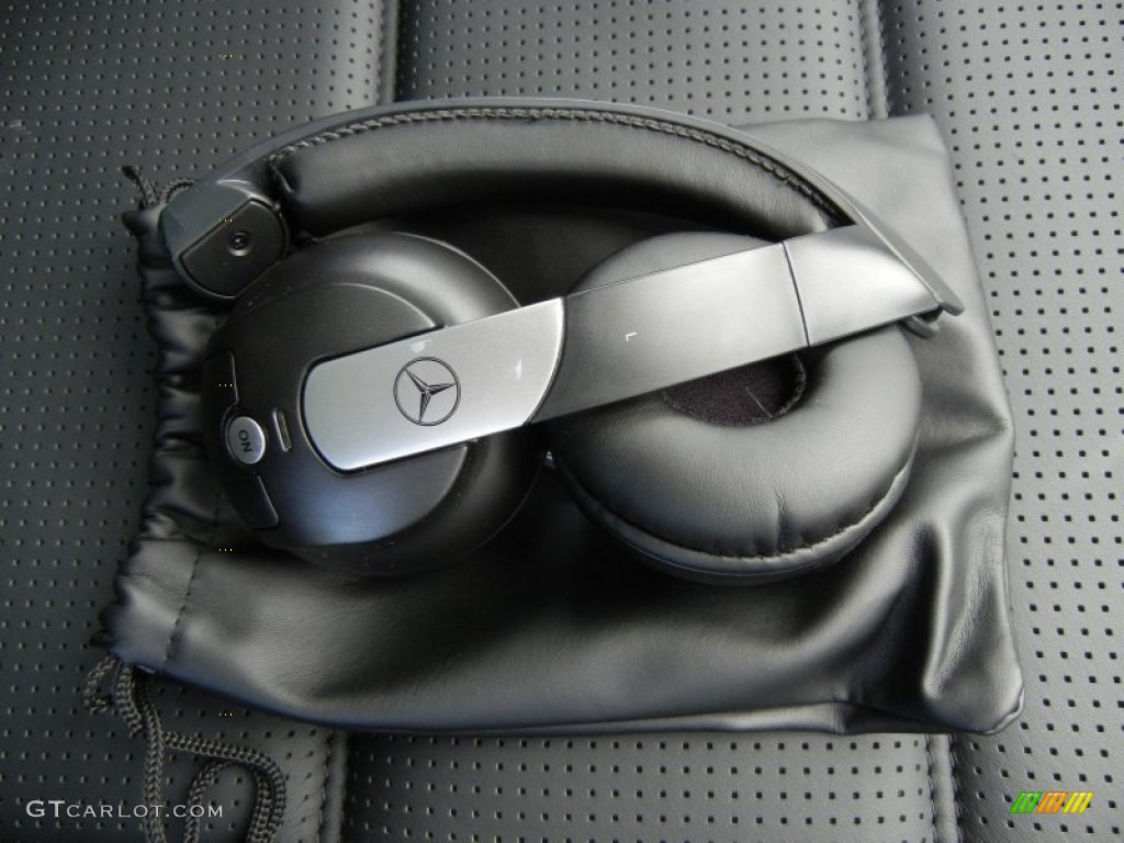 Headphones 2012 Mercedes-Benz S 63 AMG Sedan Parts
