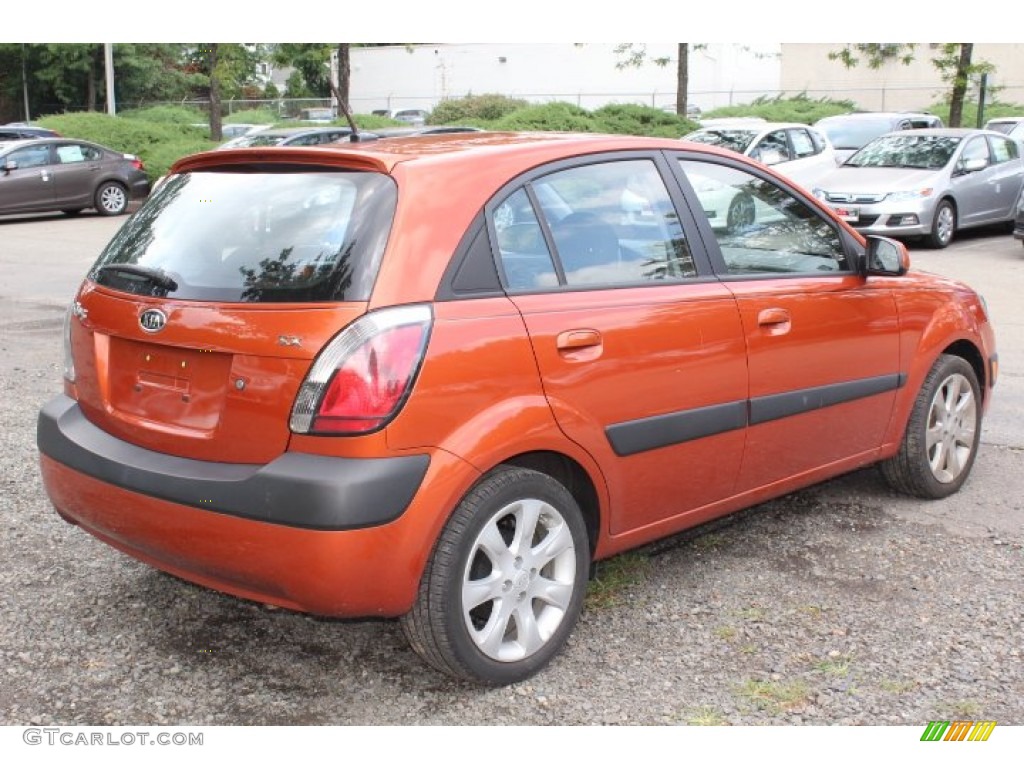 2009 Rio Rio5 LX Hatchback - Sunset Orange / Gray photo #6