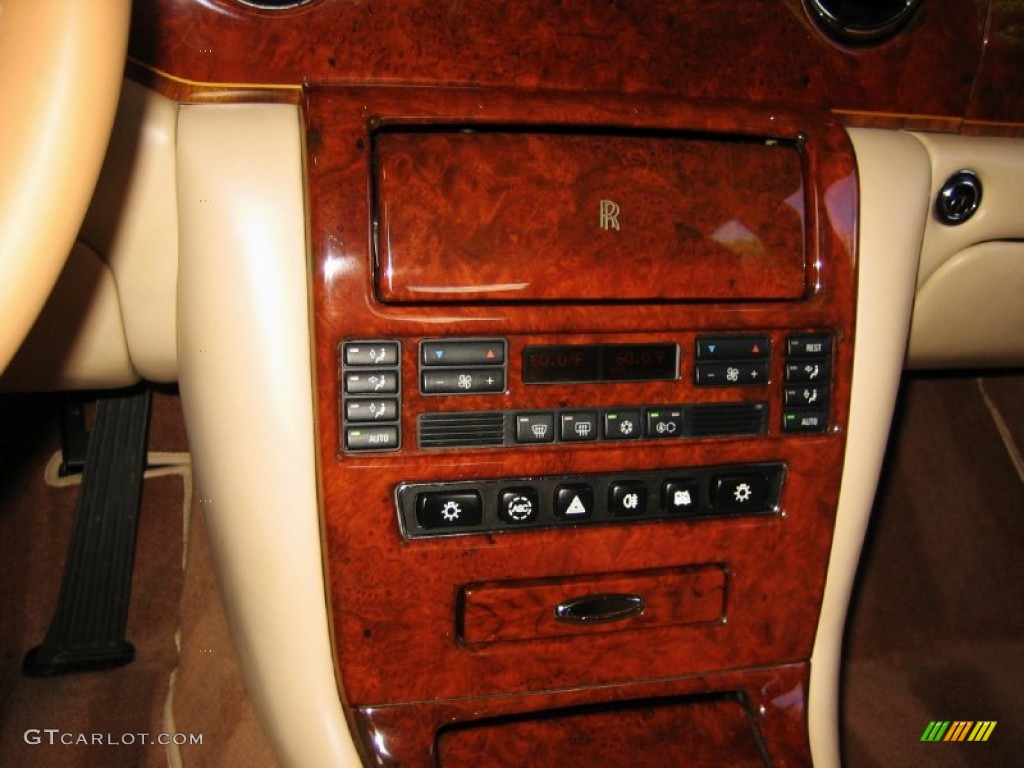 1999 Rolls-Royce Silver Seraph Standard Silver Seraph Model Controls Photo #68808782