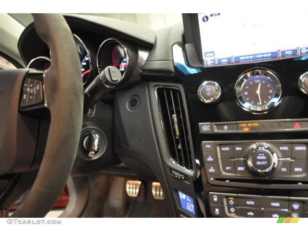 2011 Cadillac CTS -V Sport Wagon Controls Photo #68809484