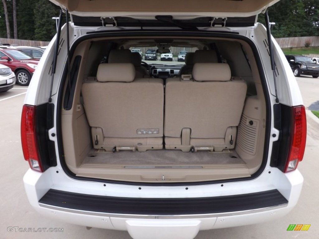2013 Cadillac Escalade Luxury Trunk Photo #68812437