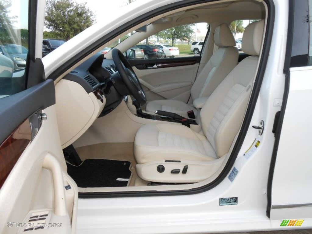 Cornsilk Beige Interior 2013 Volkswagen Passat TDI SEL Photo #68813433