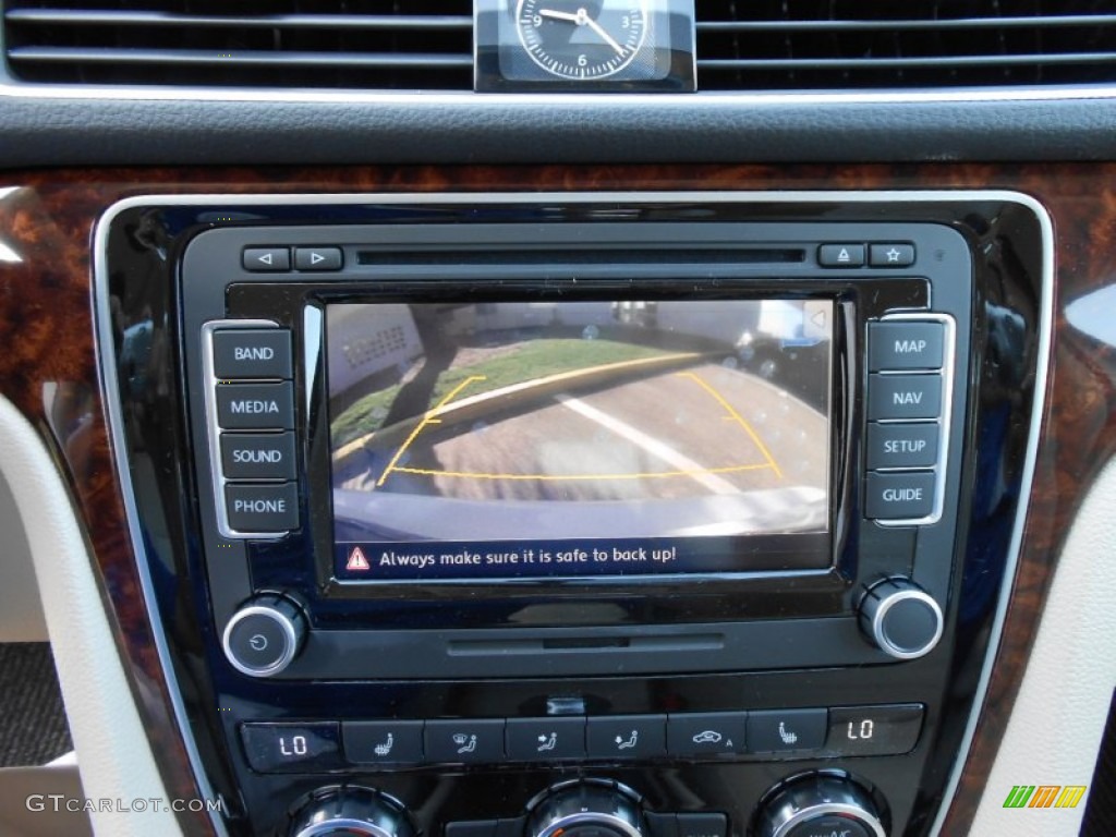 2013 Volkswagen Passat TDI SEL Controls Photo #68813522
