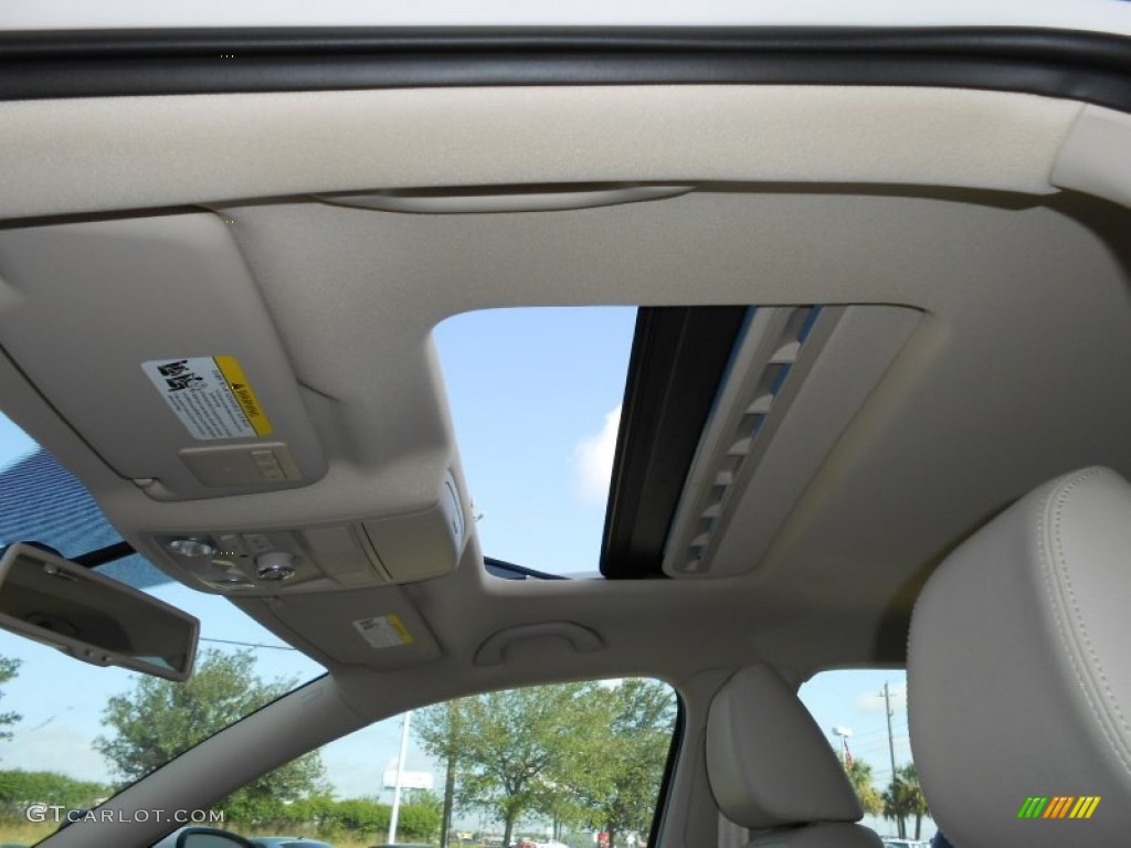 2013 Volkswagen Passat TDI SEL Sunroof Photos