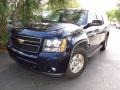 Dark Blue Metallic - Suburban LT Photo No. 4