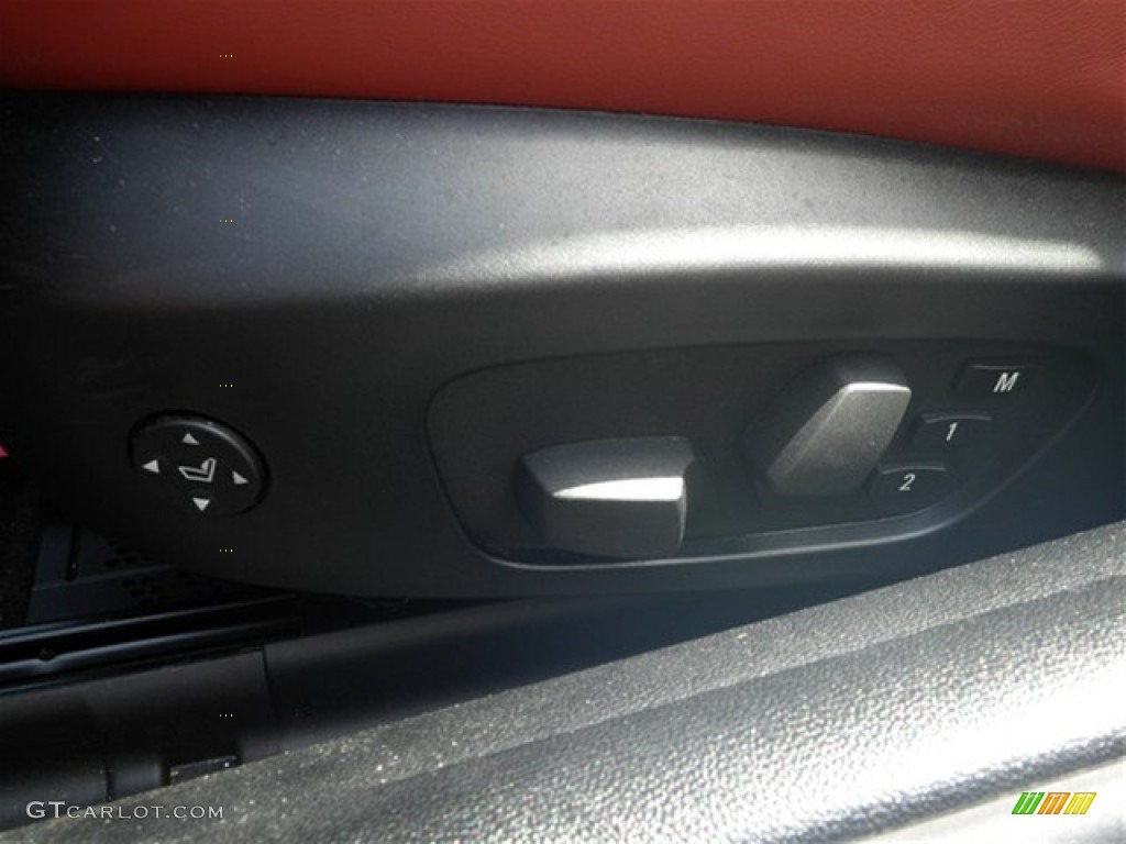 2011 BMW M3 Convertible Controls Photo #68814926