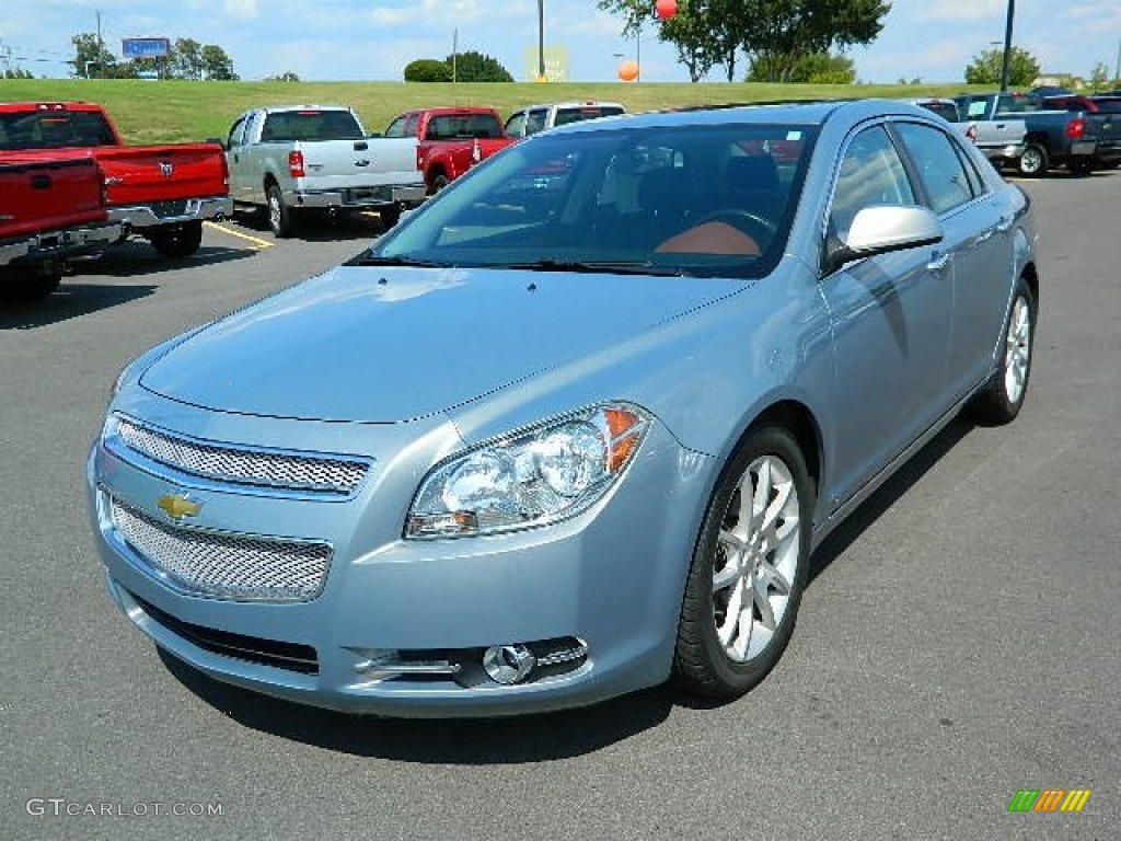 Golden Pewter Metallic 2009 Chevrolet Malibu LTZ Sedan Exterior Photo #68814941