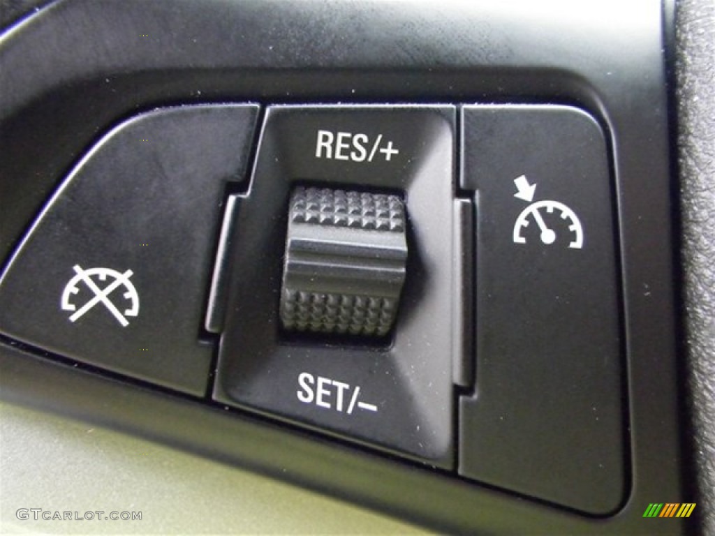 2012 Chevrolet Camaro SS/RS Convertible Controls Photo #68815415