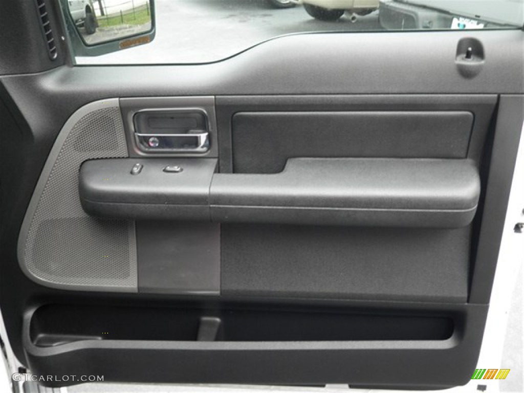 2008 Ford F150 FX2 Sport SuperCab Door Panel Photos