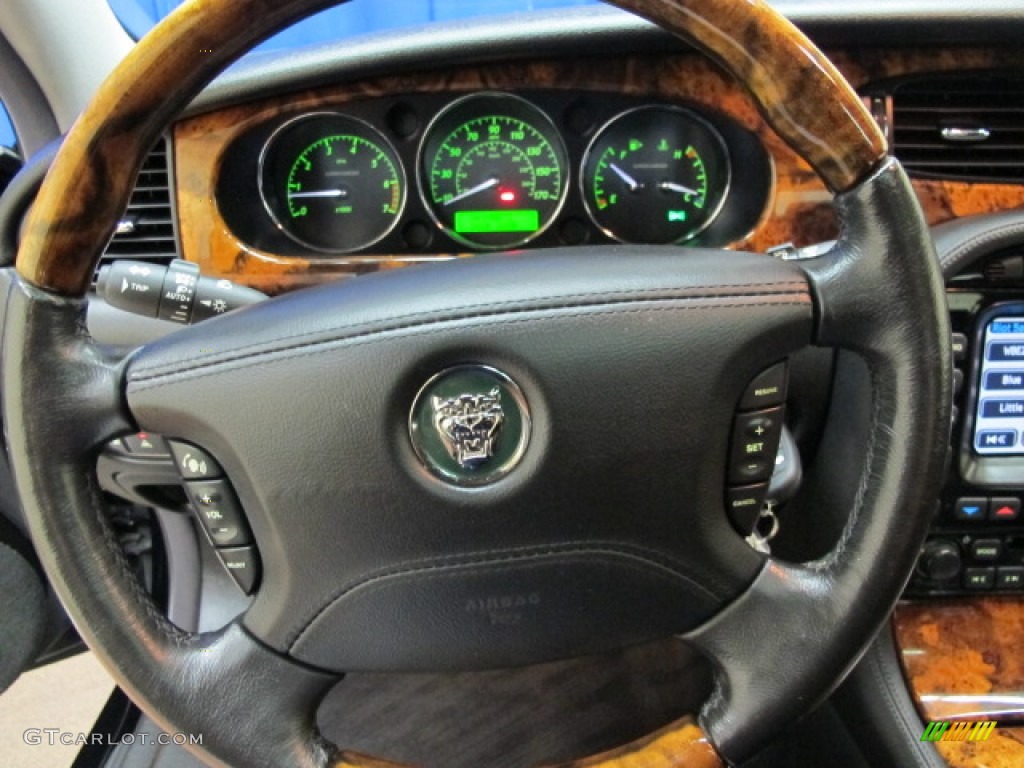2004 Jaguar XJ XJR Charcoal Steering Wheel Photo #68817149
