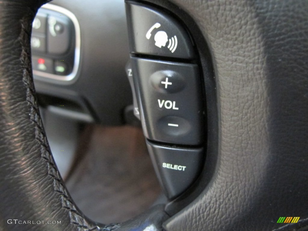 2004 Jaguar XJ XJR Controls Photo #68817159