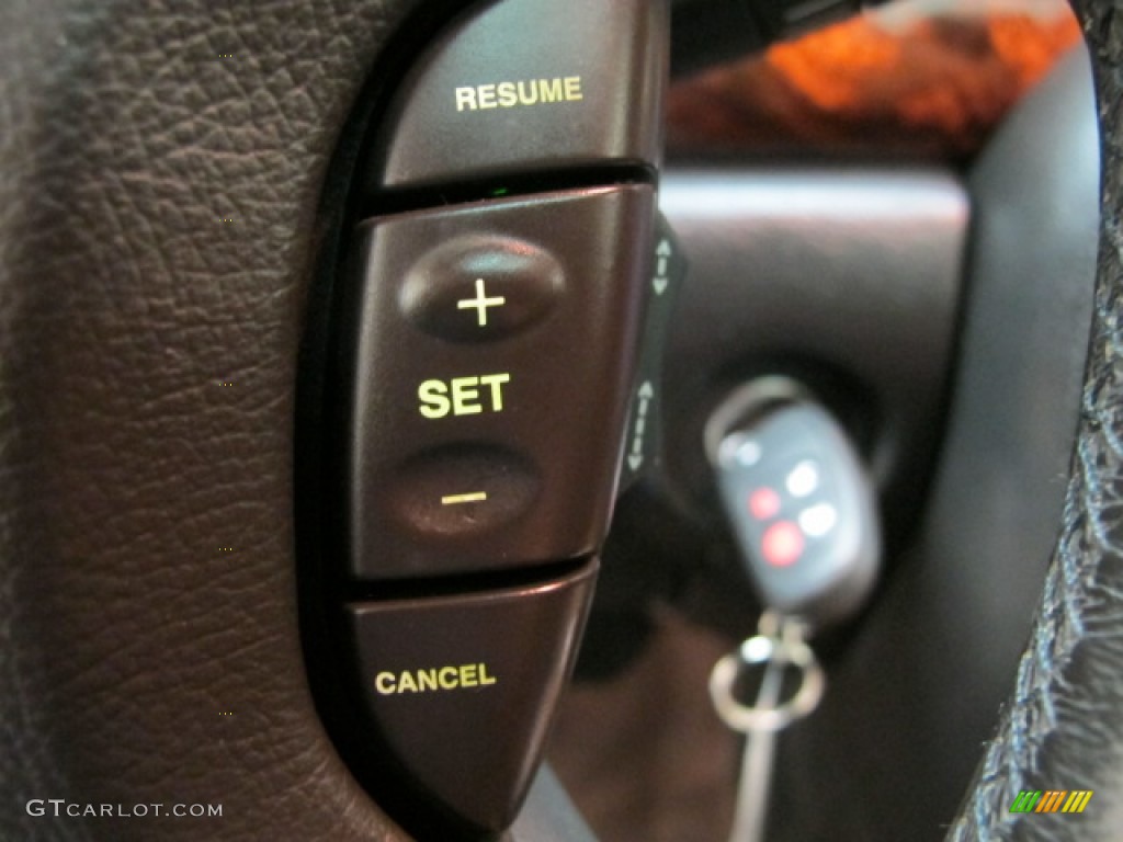 2004 Jaguar XJ XJR Controls Photo #68817167