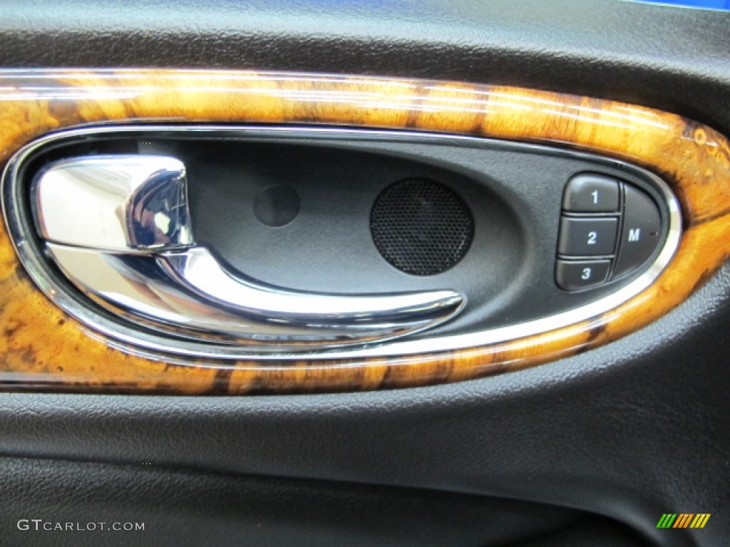 2004 Jaguar XJ XJR Controls Photo #68817203