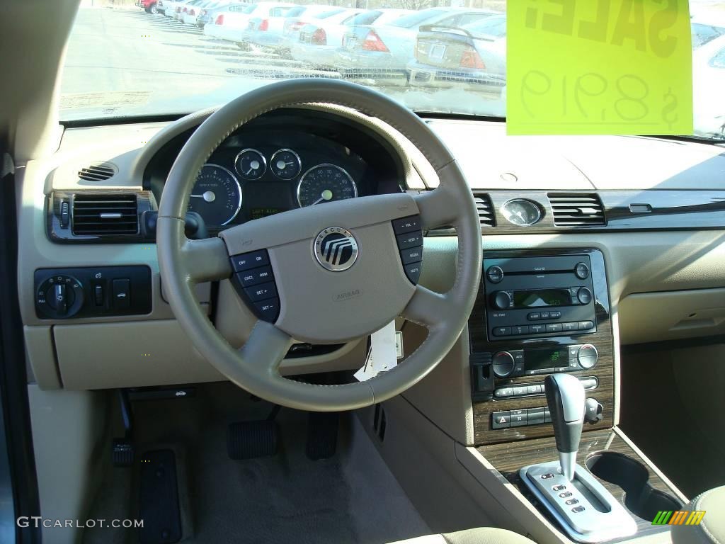 2005 Montego Luxury - Light Tundra Metallic / Pebble photo #10