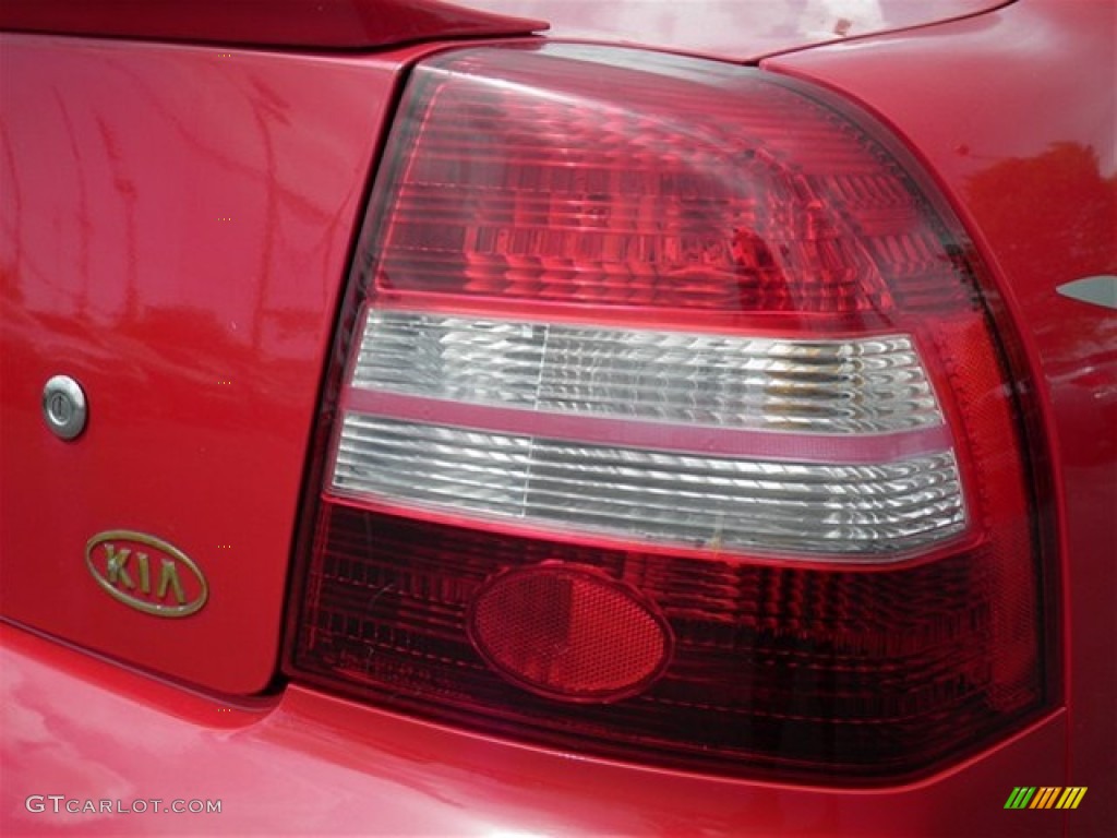 2001 Spectra GSX Sedan - Classic Red / Gray photo #16