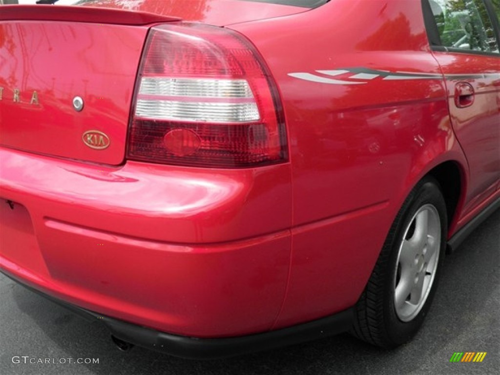 2001 Spectra GSX Sedan - Classic Red / Gray photo #17