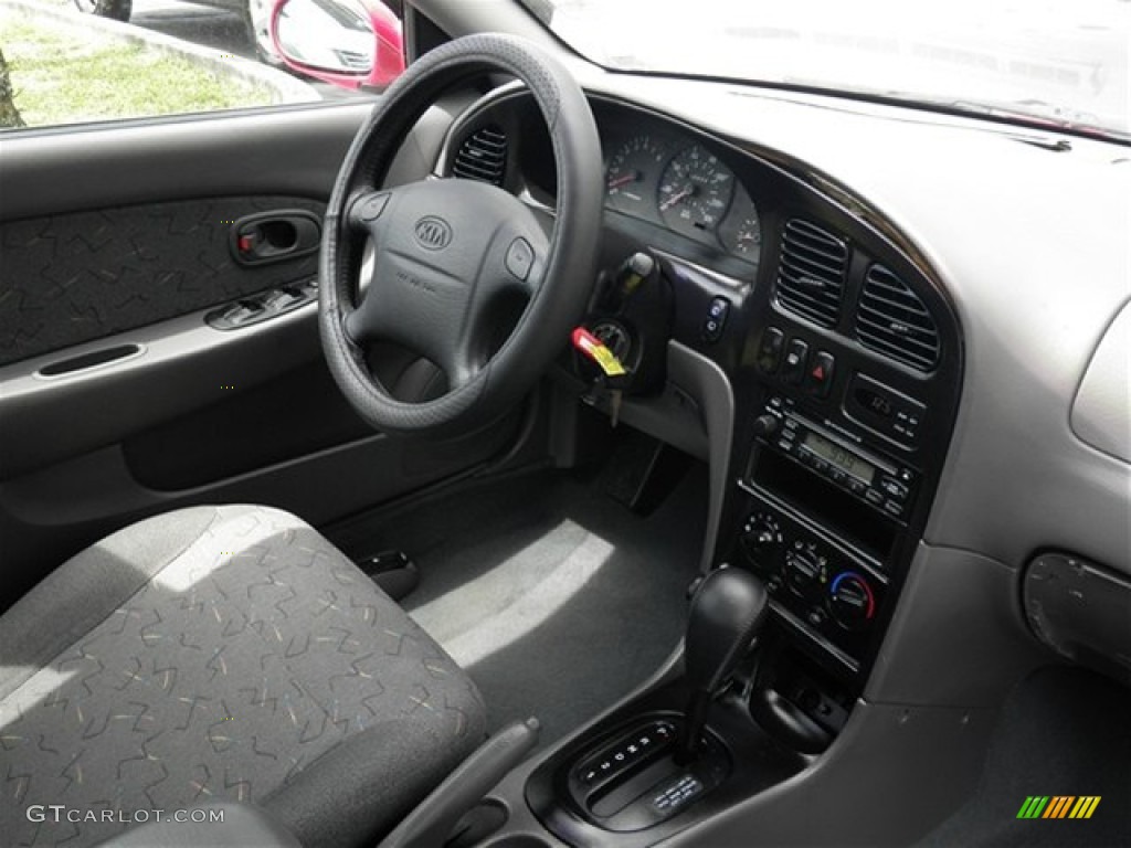 Gray Interior 2001 Kia Spectra GSX Sedan Photo #68818322