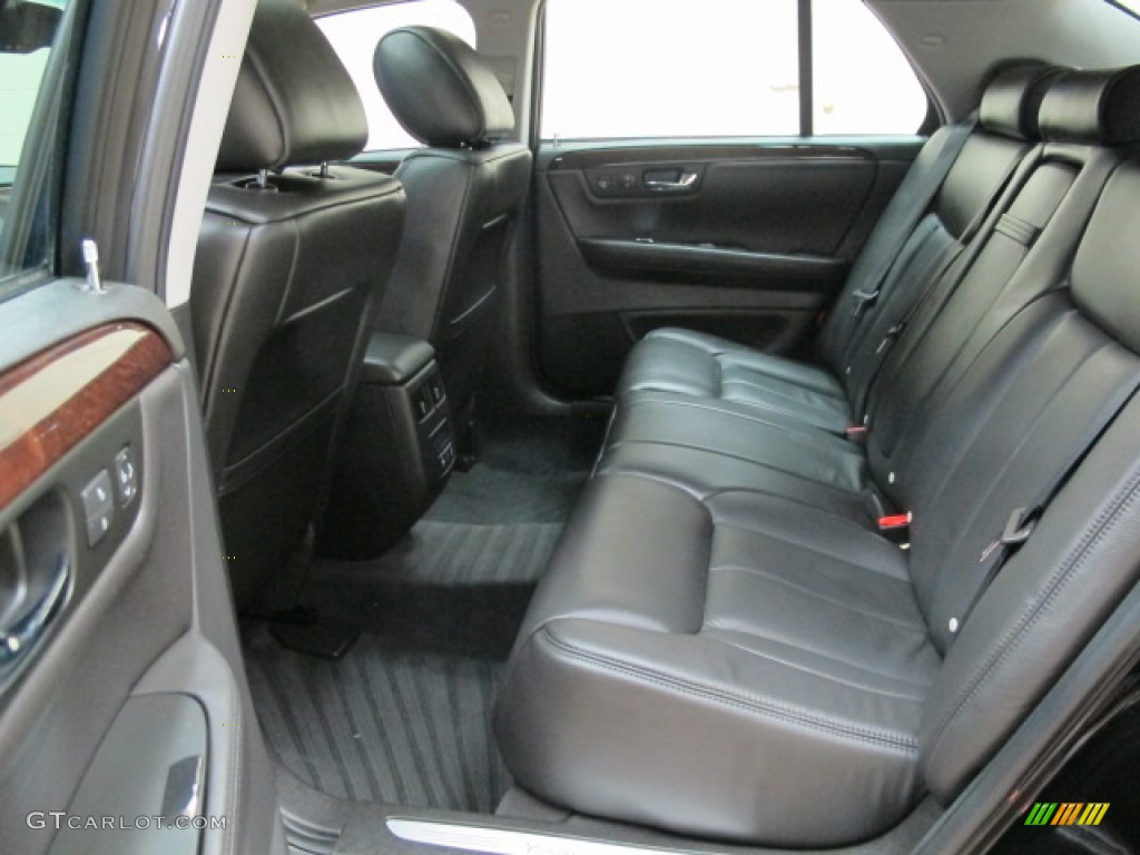 2010 Cadillac DTS Standard DTS Model Rear Seat Photo #68819936