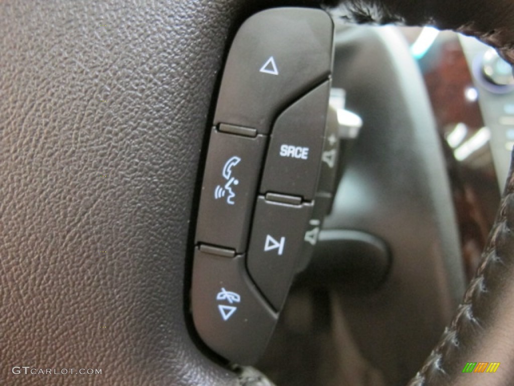 2010 Cadillac DTS Standard DTS Model Controls Photo #68820053