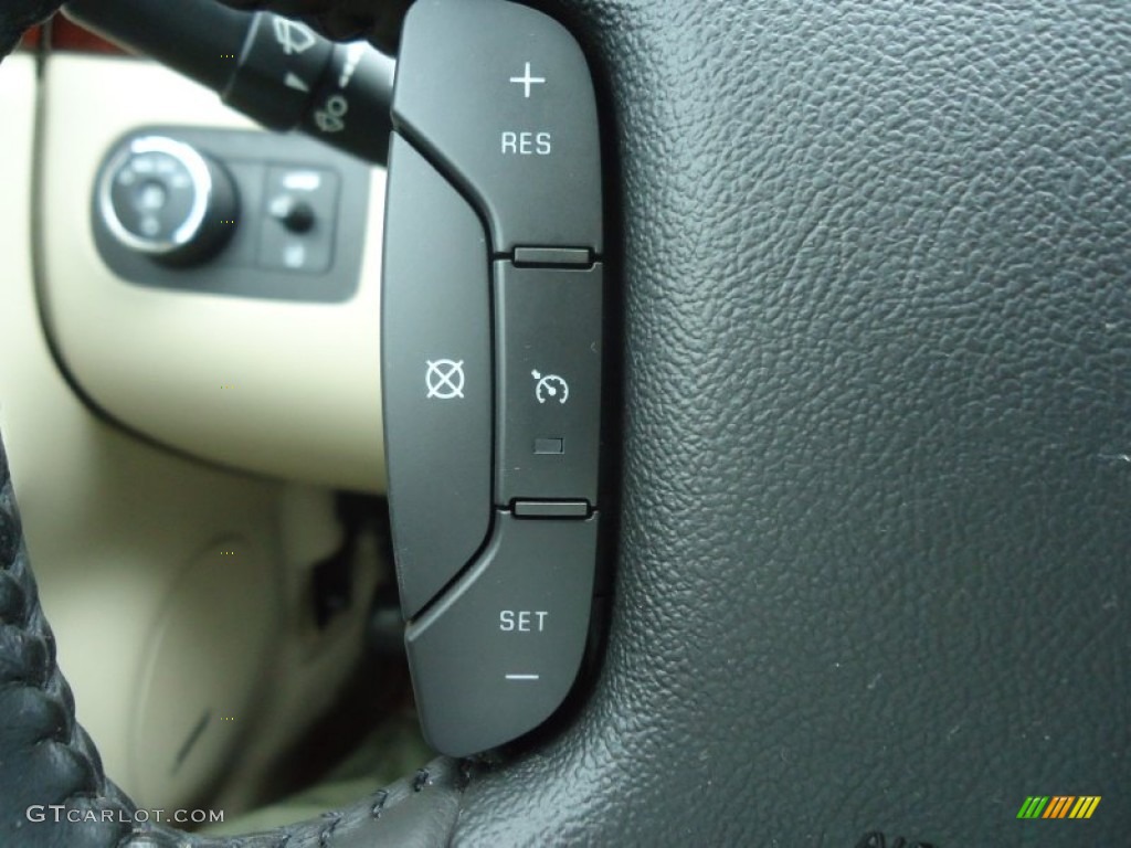 2009 Chevrolet Impala LTZ Controls Photo #68822036