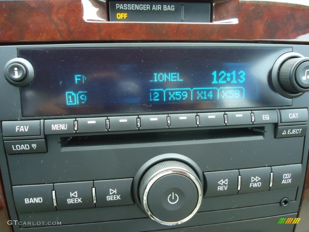 2009 Chevrolet Impala LTZ Audio System Photos