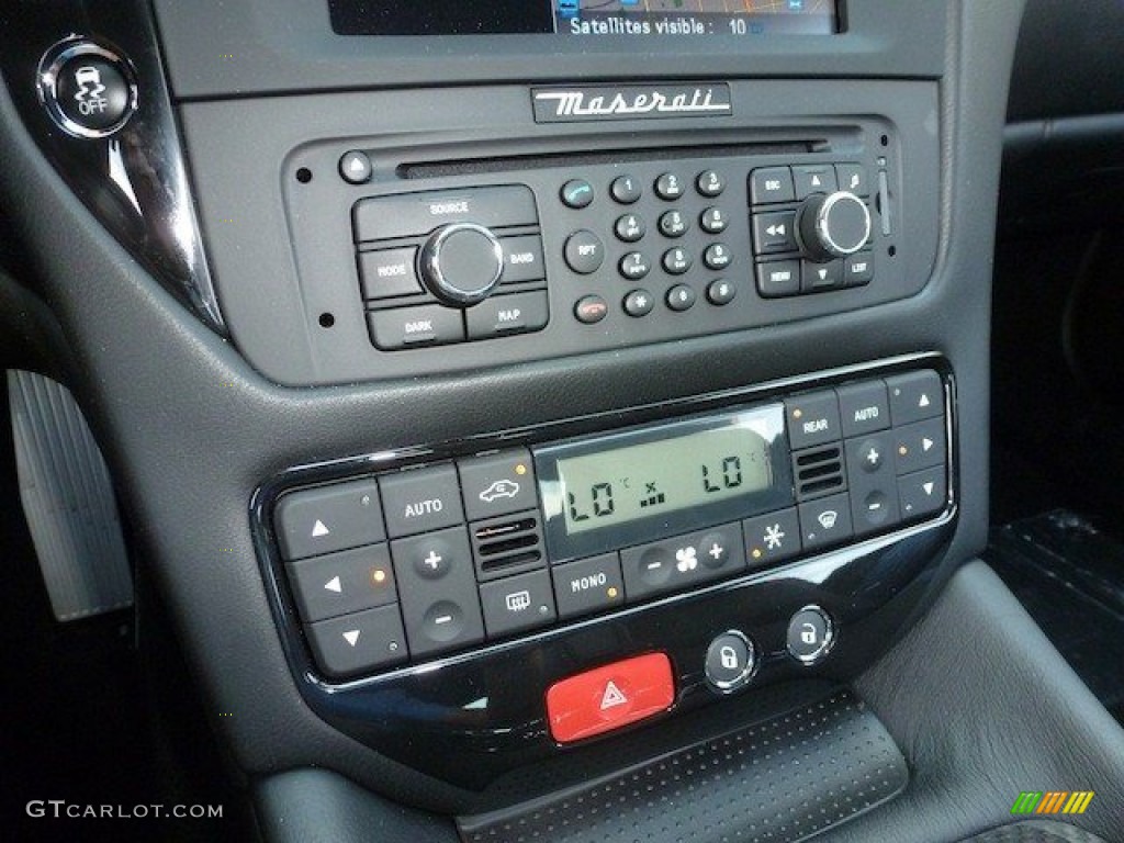 2012 Maserati GranTurismo MC Coupe Controls Photo #68825291