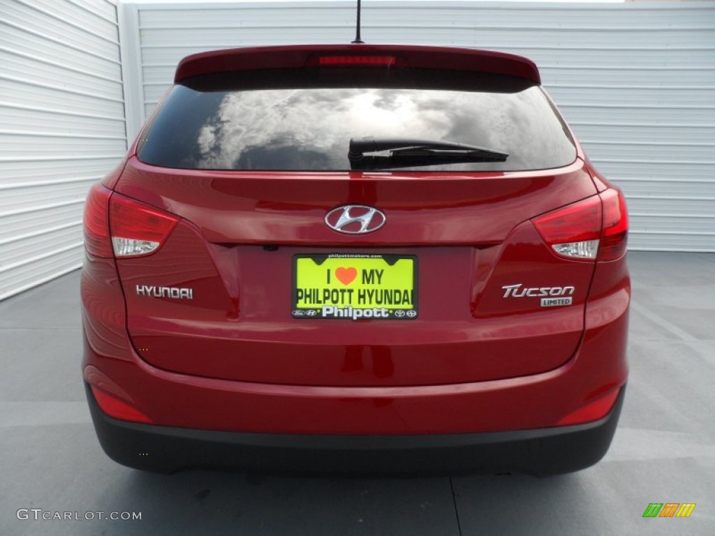 2013 Tucson Limited - Garnet Red / Taupe photo #4