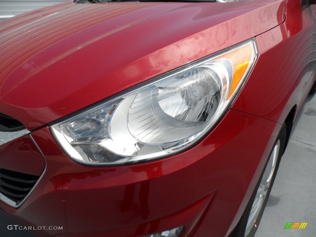 2013 Tucson Limited - Garnet Red / Taupe photo #8